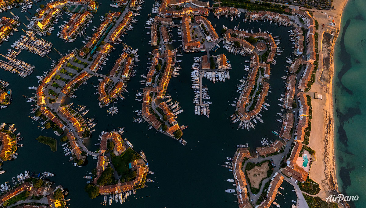 Port-Grimaud